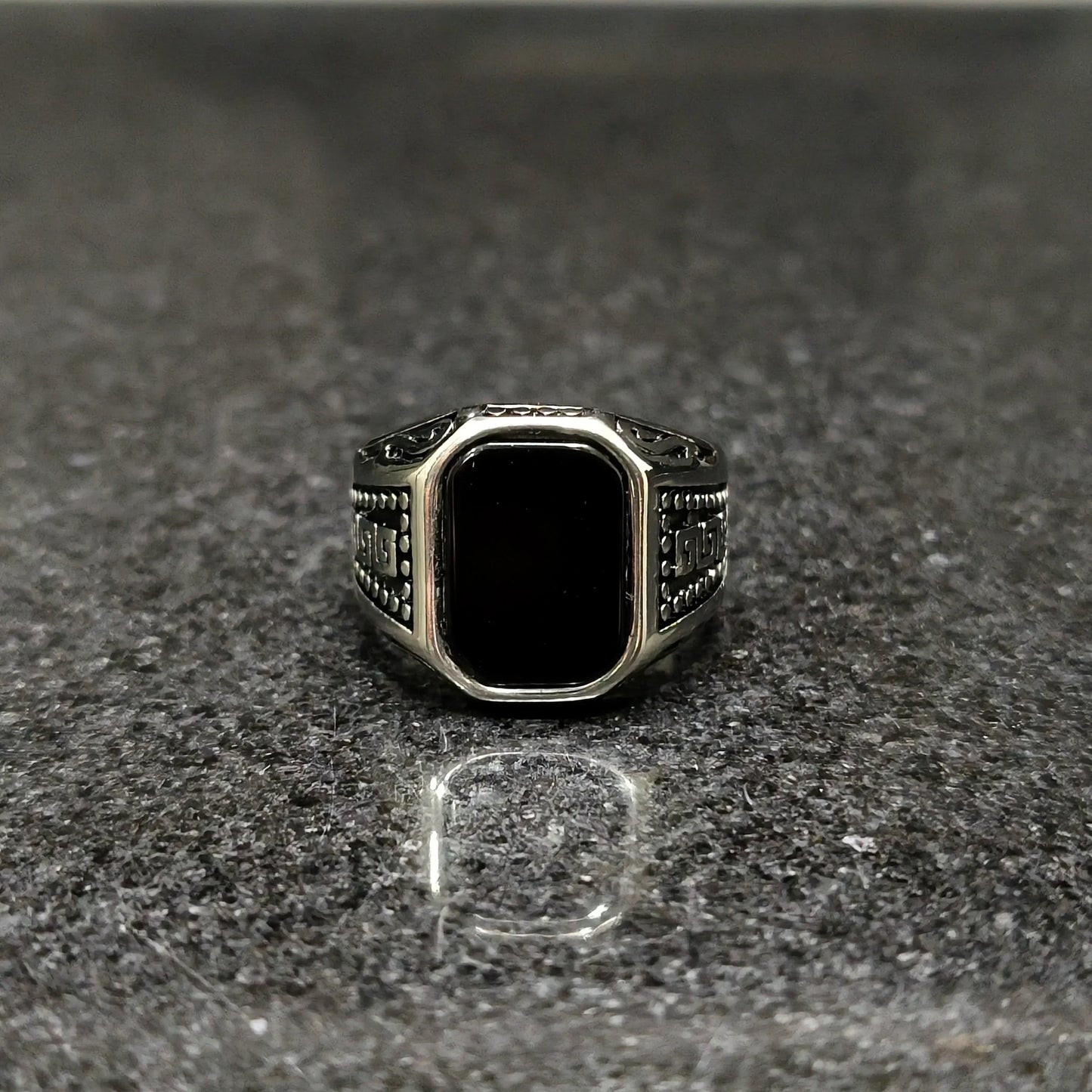 Silver Medusa Pattern Ring