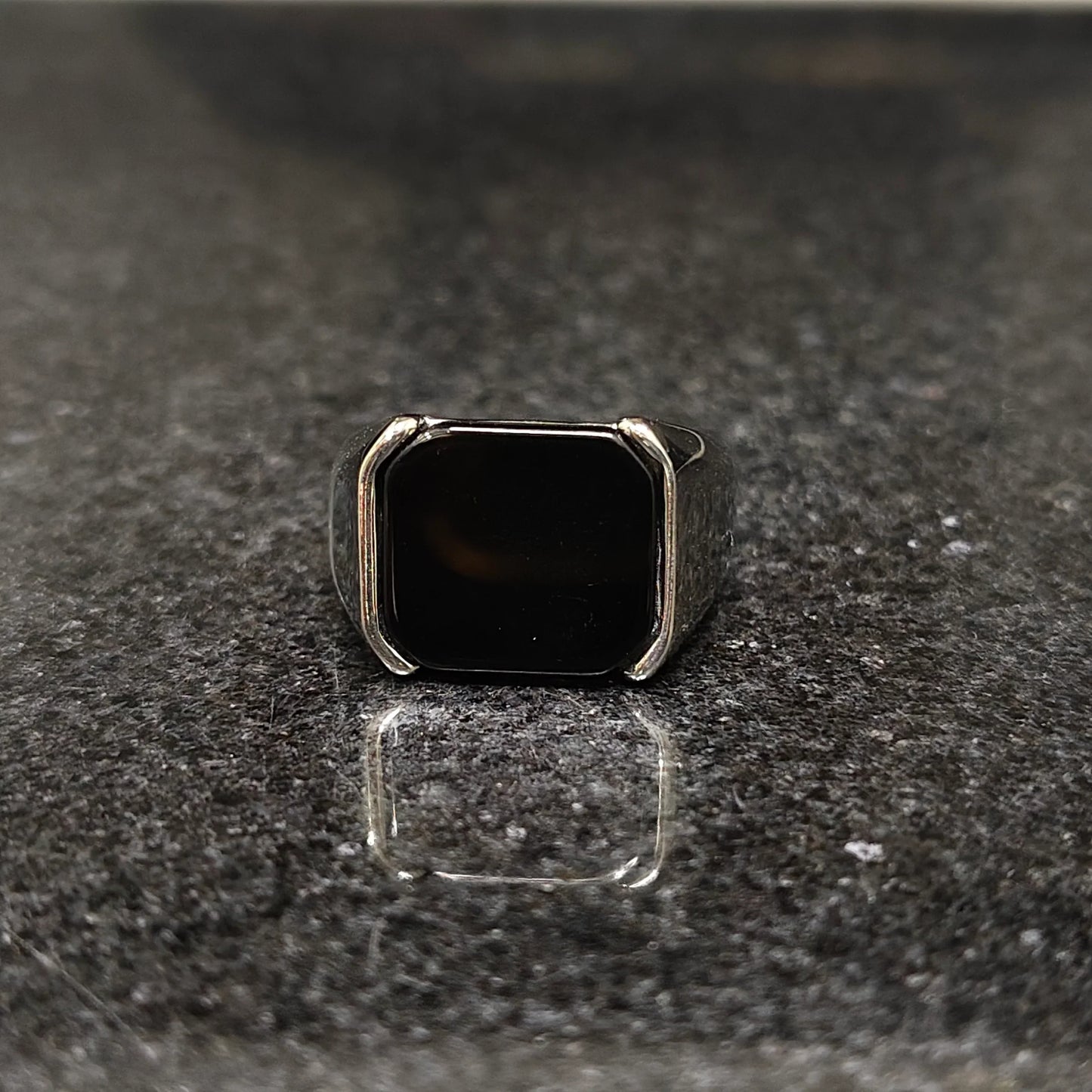 Silver Onyx Ring