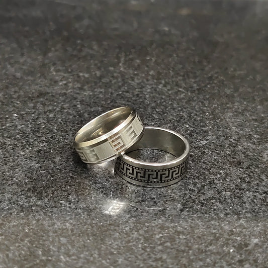 Pack of 2 Versace Pattern Rings (Black, White)